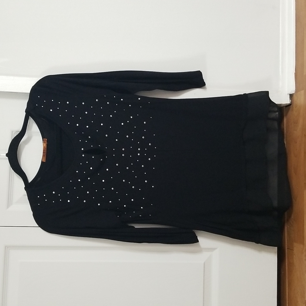 Black 3/4 sleeve tee with jewel detail